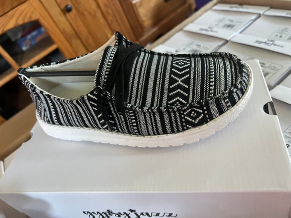 Chaska Shoes